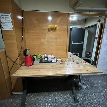 招待所 Onn 伊兹密尔