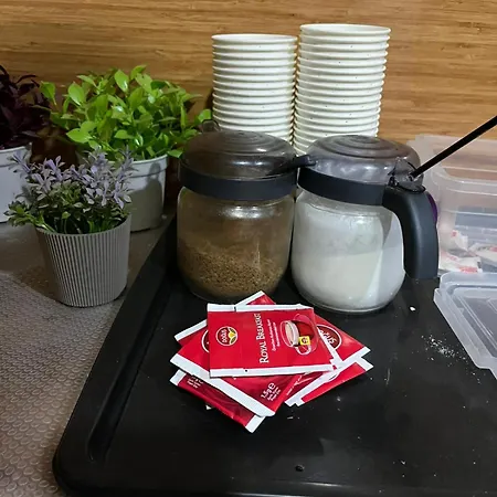 招待所 Onn 伊兹密尔